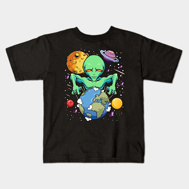 Space Day Alien Puppeteer Shifting Earth Planets Stars SciFi Kids T-Shirt by Alinutzi